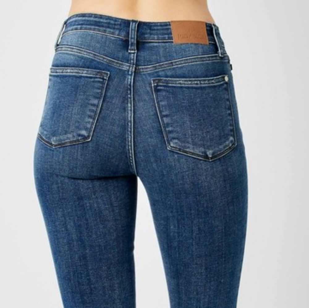 Worn-In Wonder Jeans - Picture 6 of 13